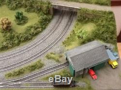 Model Railway layout, 11 x 4 ft 4 sections Half Fully Scenic DC or DCC, OO gauge