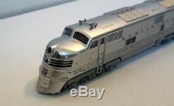 N Scale KATO'EMD E5A & Silver Streak Zephyr 6 Unit Set' DCC Ready Item #106-090