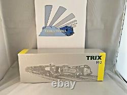 Trix 22287 HO Gauge ZSSK Rh381 002-5 Electric Locomotive DCC Ready