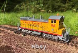 Union Pacific #96 EMD SW10 yard switcher DC/DCC, sound, lights, newly done