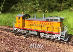 Union Pacific #96 EMD SW10 yard switcher DC/DCC, sound, lights, newly done