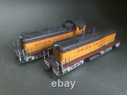 Union Pacific EMD TR5 Cow Calf DC/DCC, sound, lights set of 2 w dynamic brakes