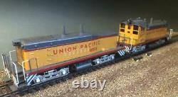 Union Pacific EMD TR5 Cow Calf DC/DCC, sound, lights set of 2 w dynamic brakes