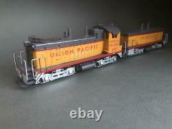 Union Pacific EMD TR5 Cow Calf DC/DCC, sound, lights set of 2 w dynamic brakes