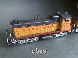 Union Pacific EMD TR5 Cow Calf DC/DCC, sound, lights set of 2 w dynamic brakes