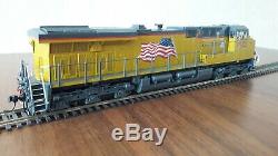 Union Pacific GE ES44AC locomotive, MTH, DC/DCC, sound, custom pro-painted #7933
